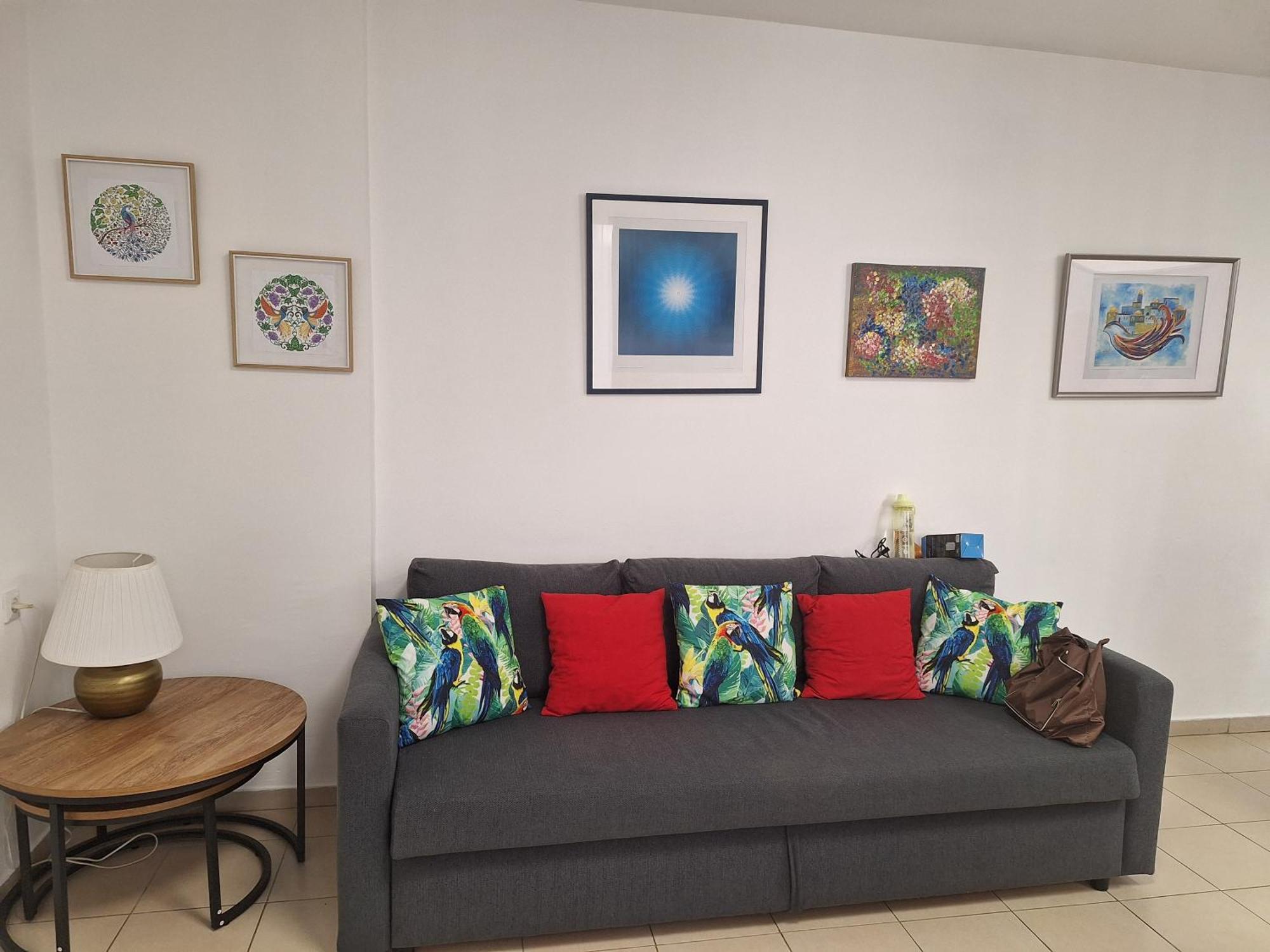 Amazing Apartment For 3 Guests Steps From The Beach 네타니아 외부 사진